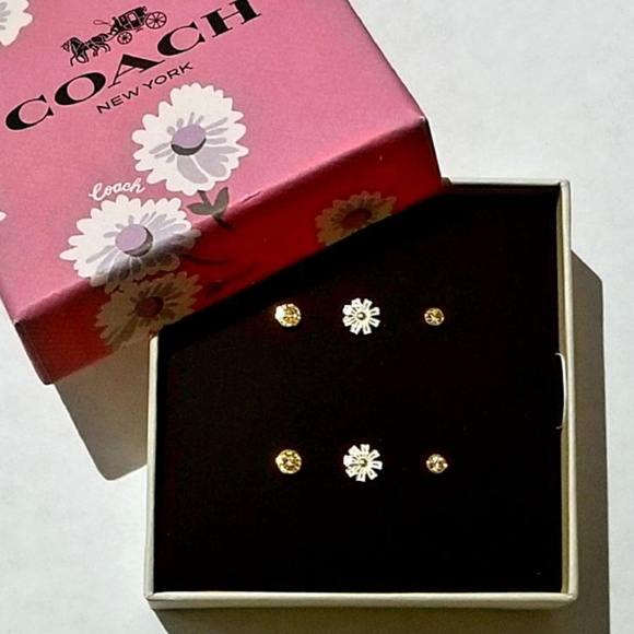 💯Authentic Coach Daisy Stud Earrings Set C2754 - Picture 3 of 6